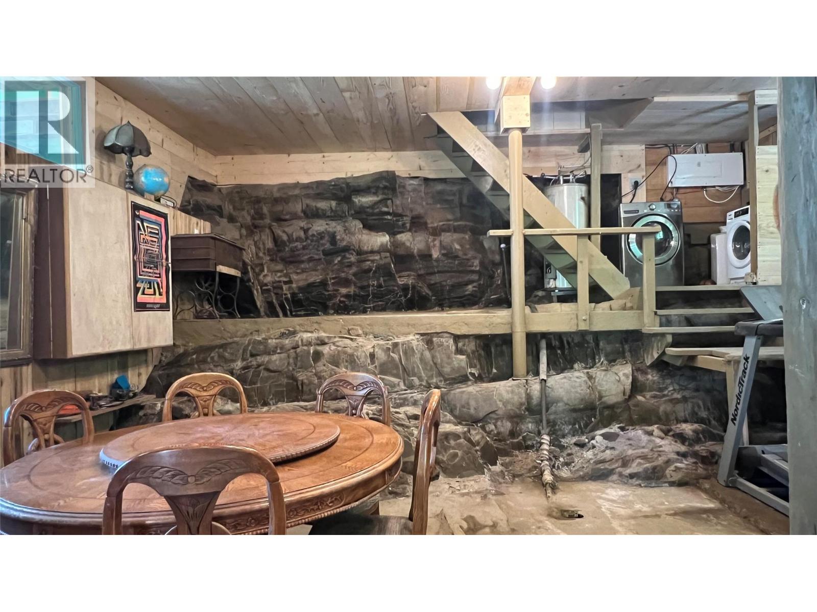 617 Payne Street - 40