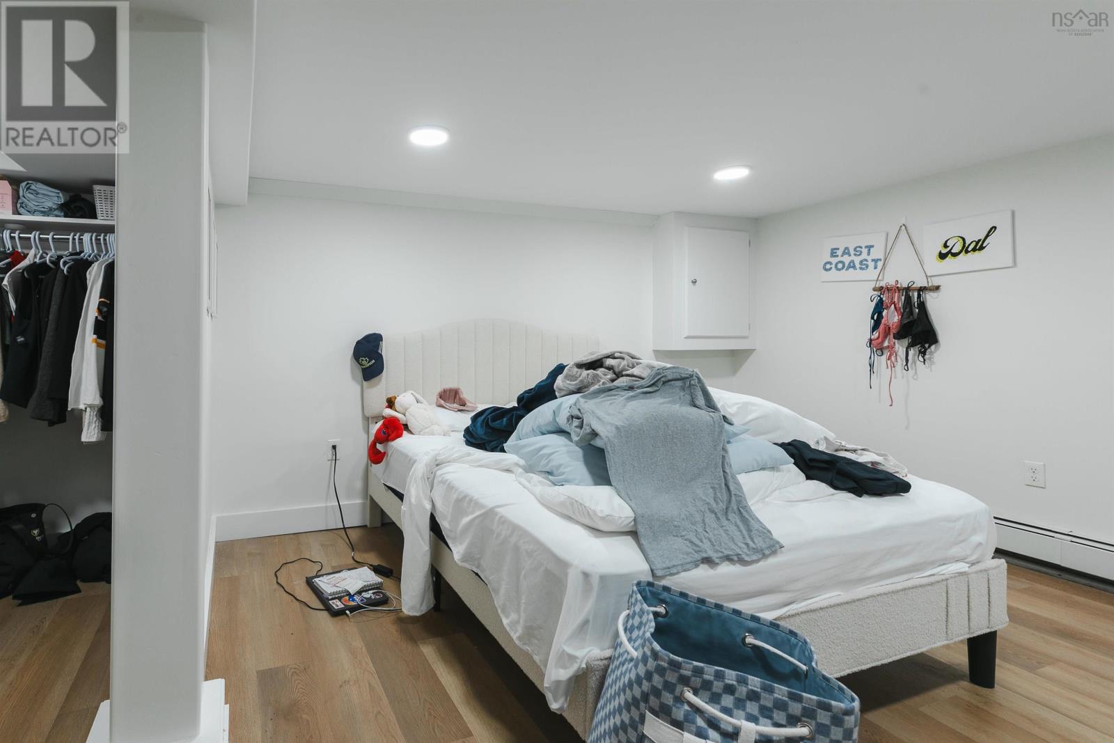 Property 12 of 43 of 1645 Oxford Street, 1647 Oxford Street