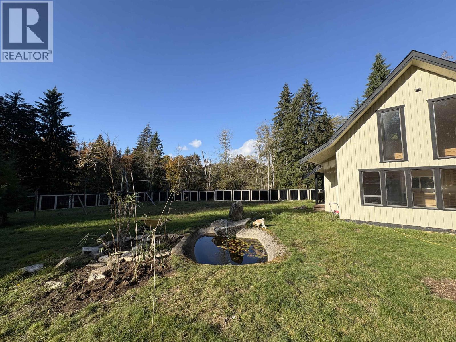 650A DULCIE ROAD, Gambier Island