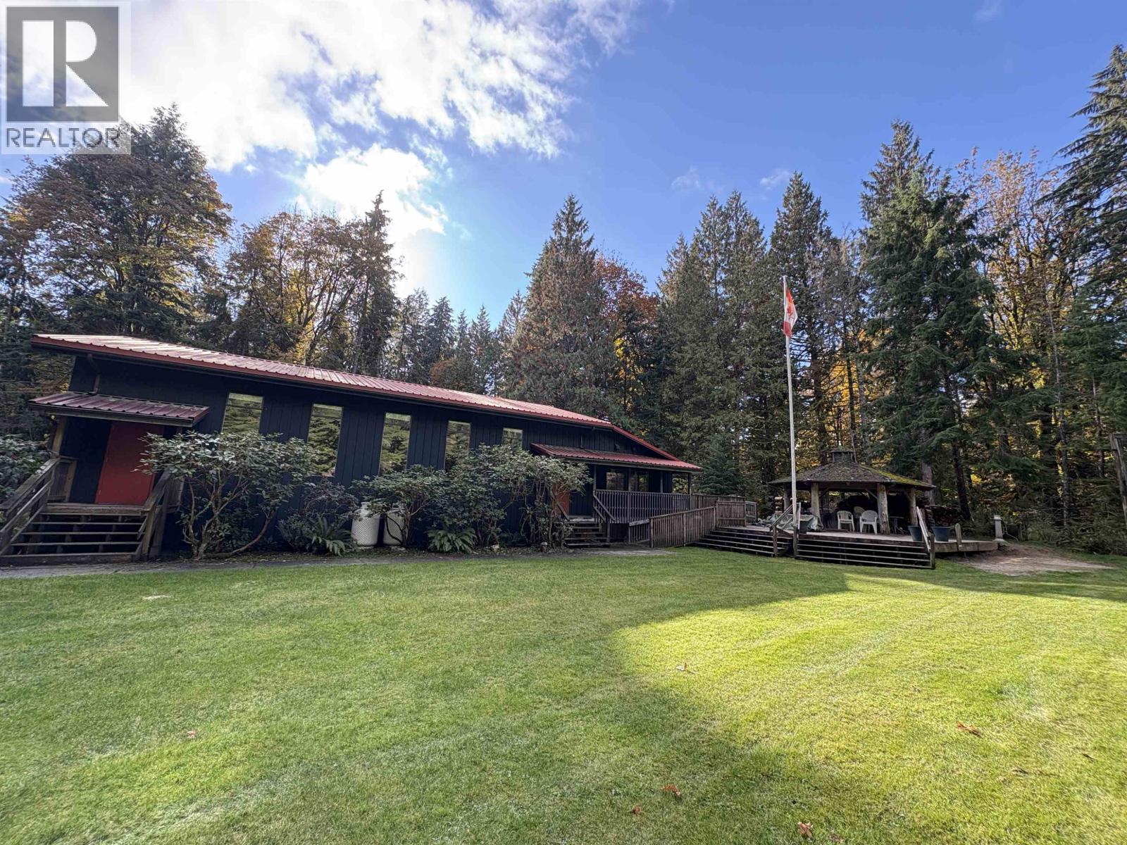 650A DULCIE ROAD, Gambier Island