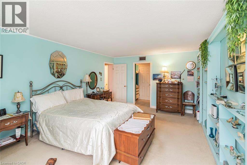 #304 150 WILSON STREET W - 19
