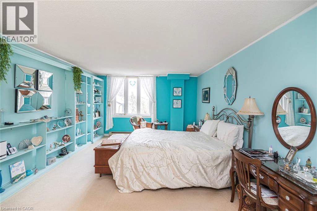 #304 150 WILSON STREET W - 20
