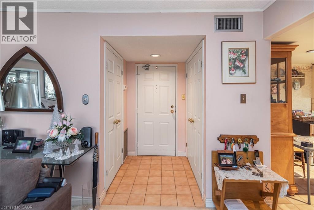 #304 150 WILSON STREET W - 3