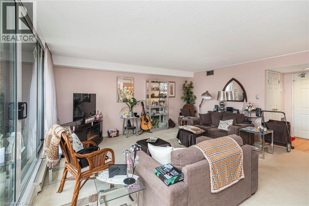 #304 150 WILSON STREET W - 6