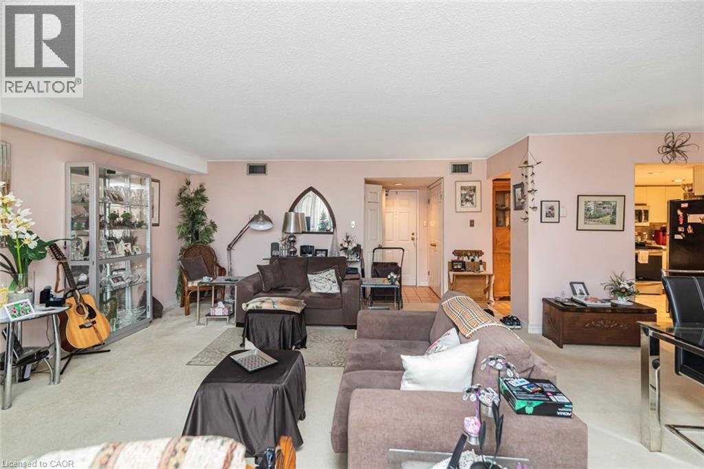 #304 150 WILSON STREET W - 7