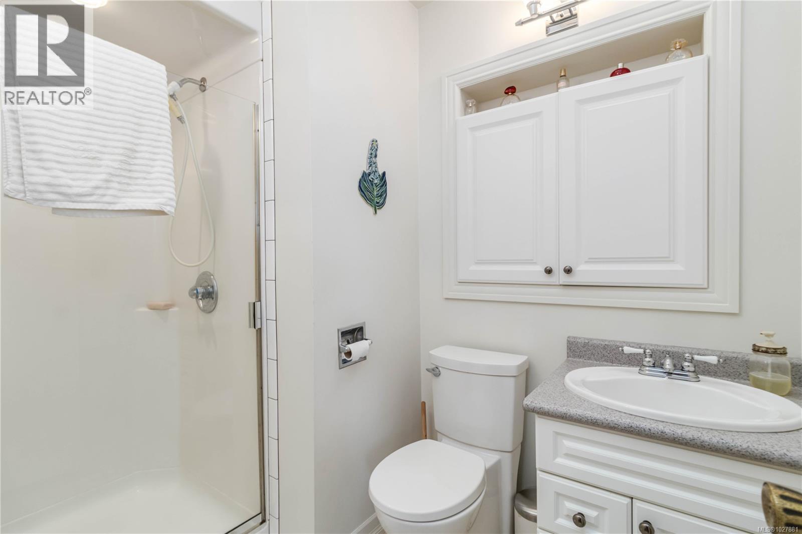  1388 Treebank Road West, Esquimalt