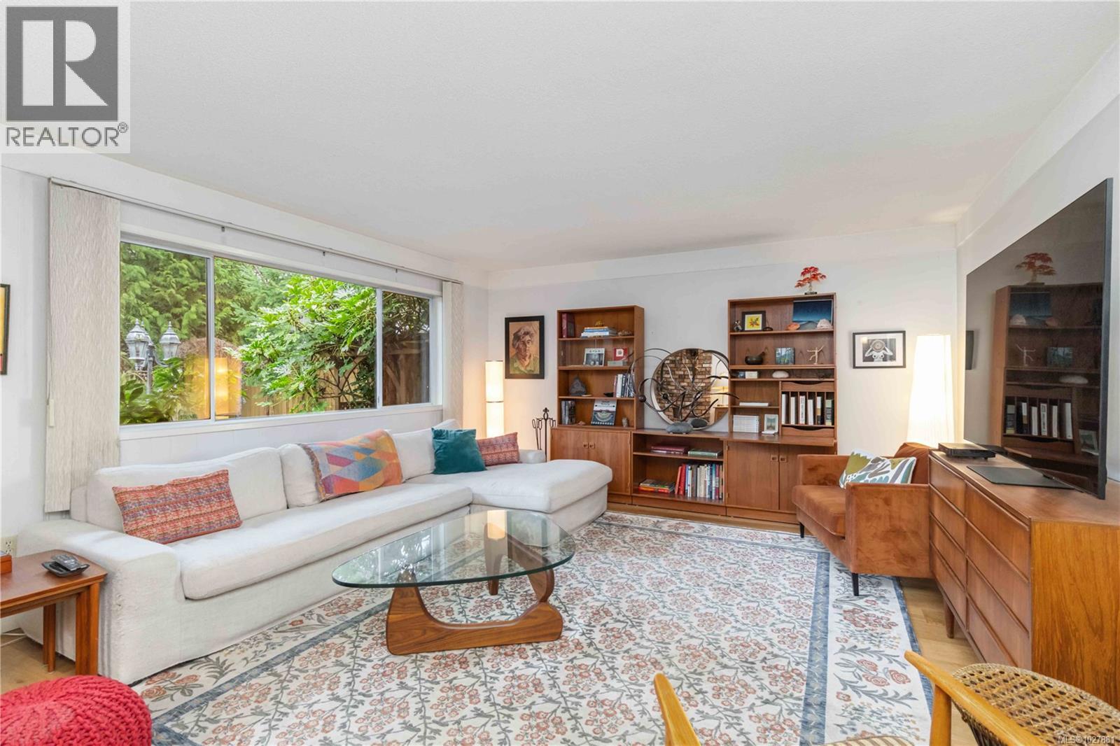  1388 Treebank Road West, Esquimalt