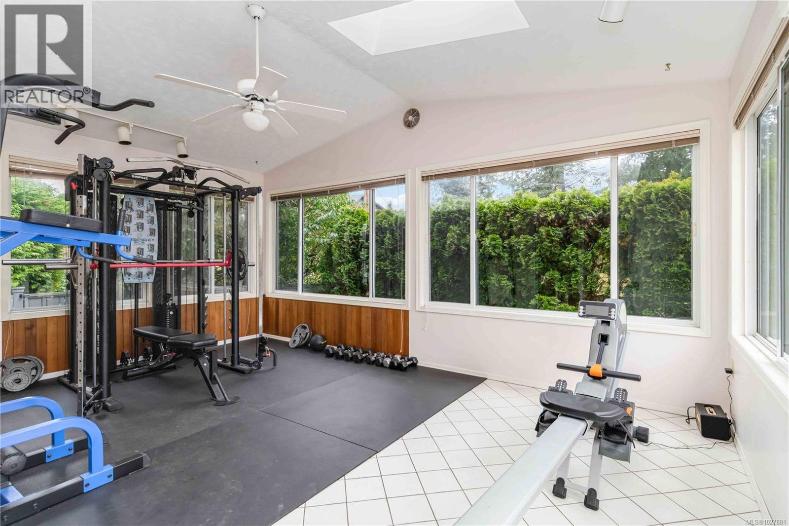  1388 Treebank Road West, Esquimalt