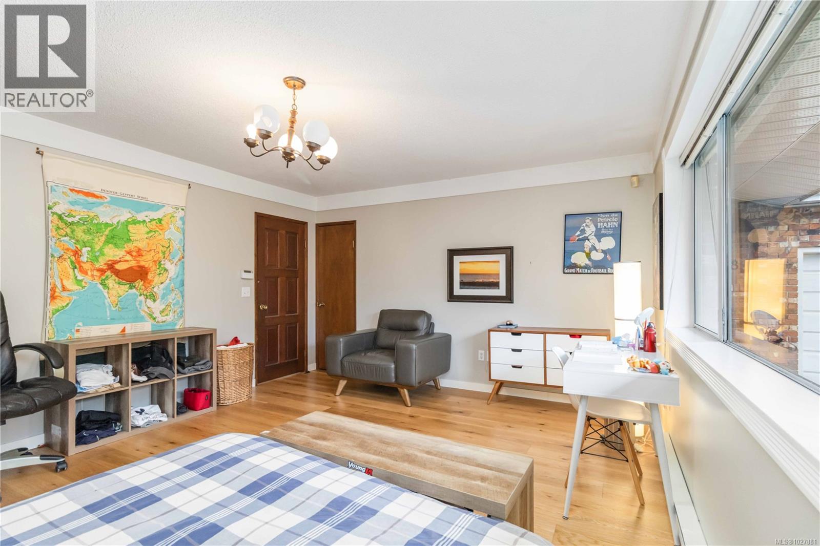  1388 Treebank Road West, Esquimalt