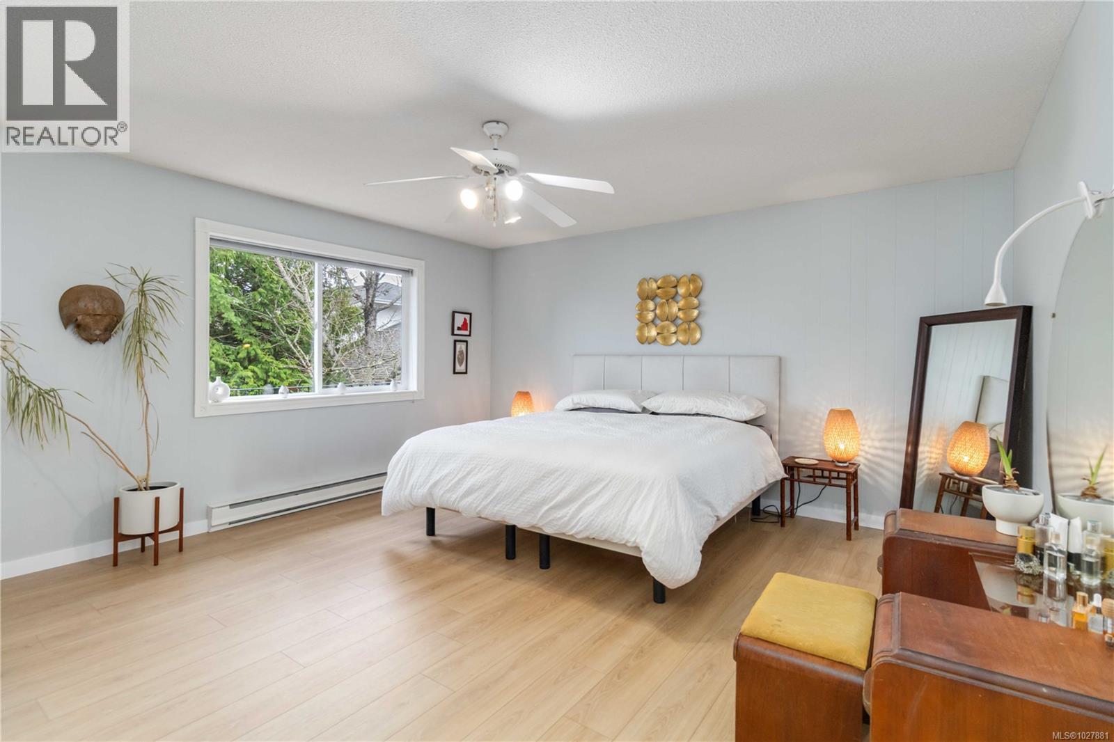  1388 Treebank Road West, Esquimalt