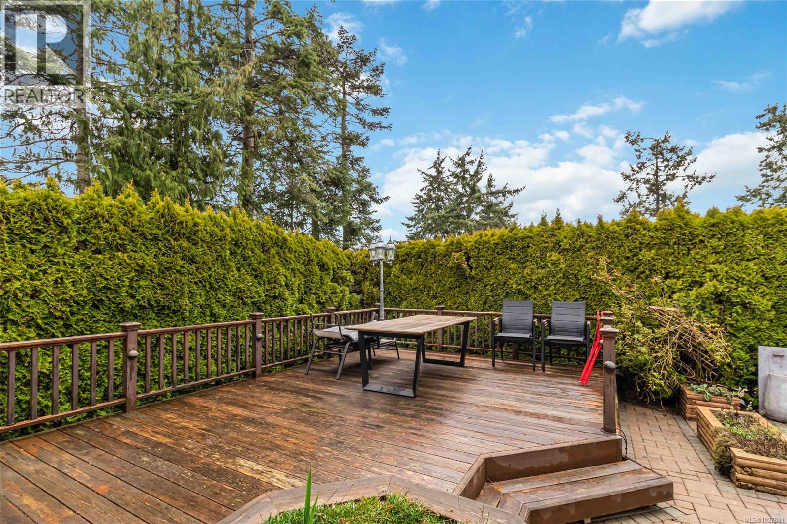  1388 Treebank Road West, Esquimalt
