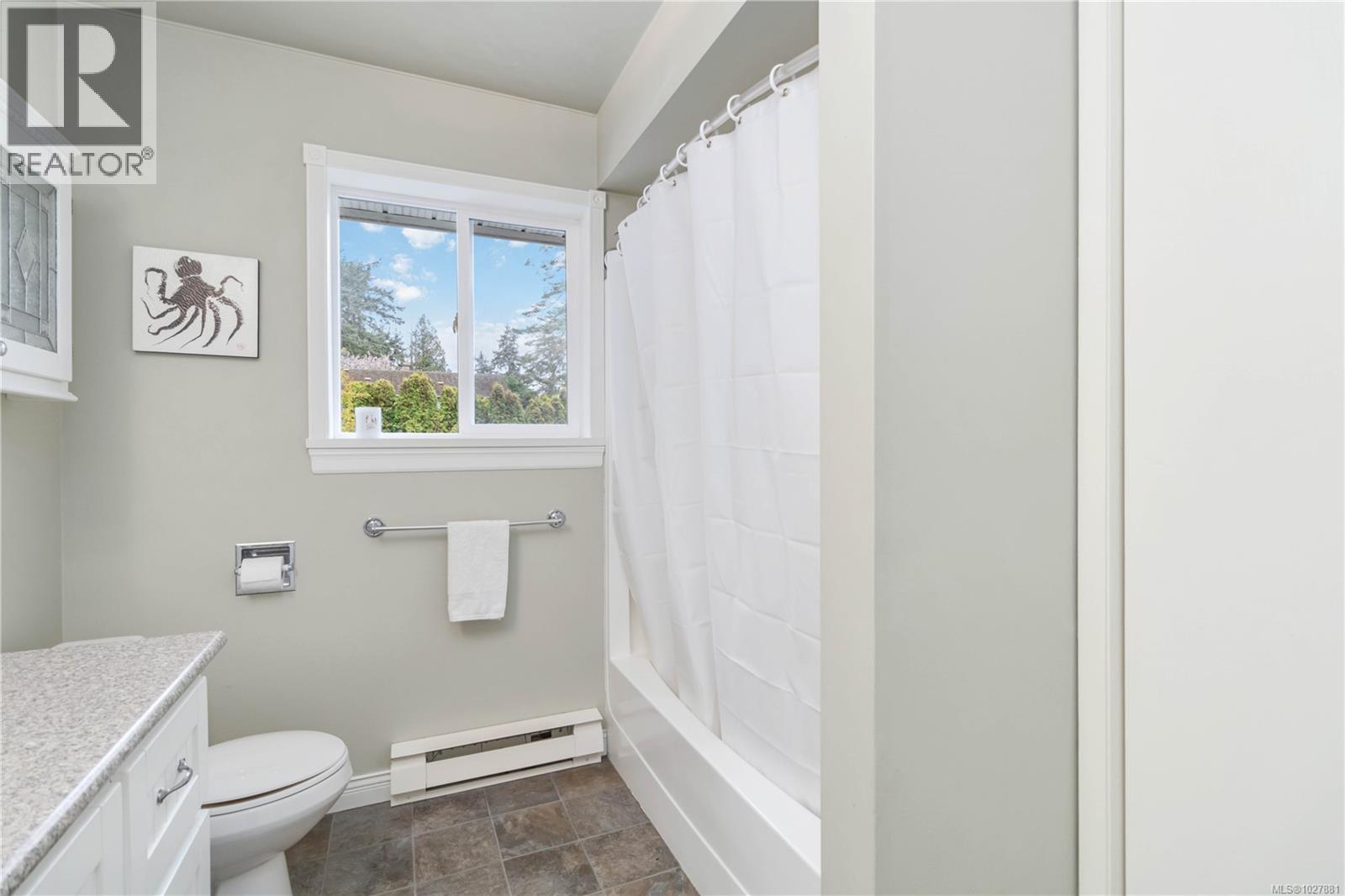  1388 Treebank Road West, Esquimalt