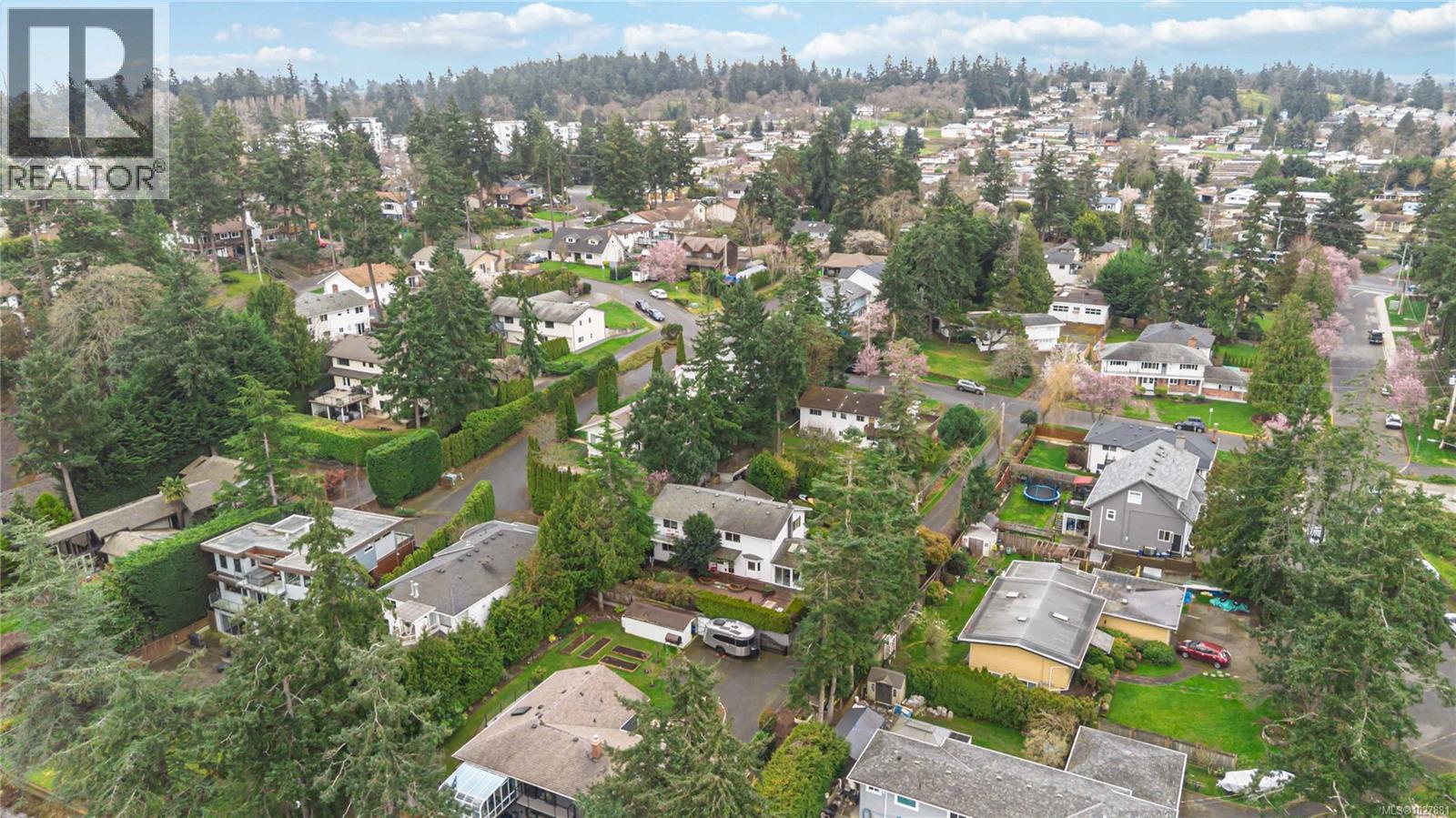  1388 Treebank Road West, Esquimalt