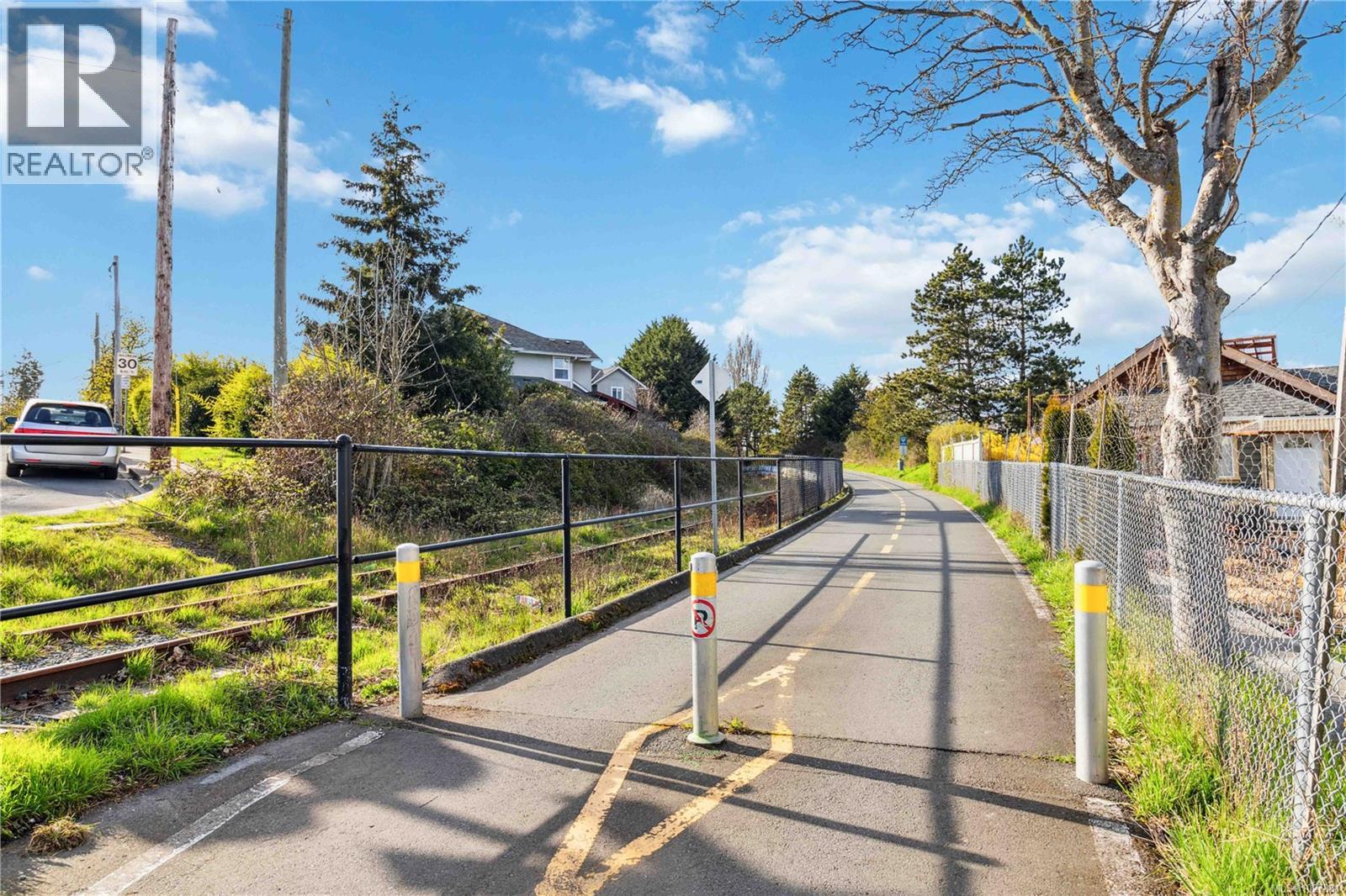  1388 Treebank Road West, Esquimalt