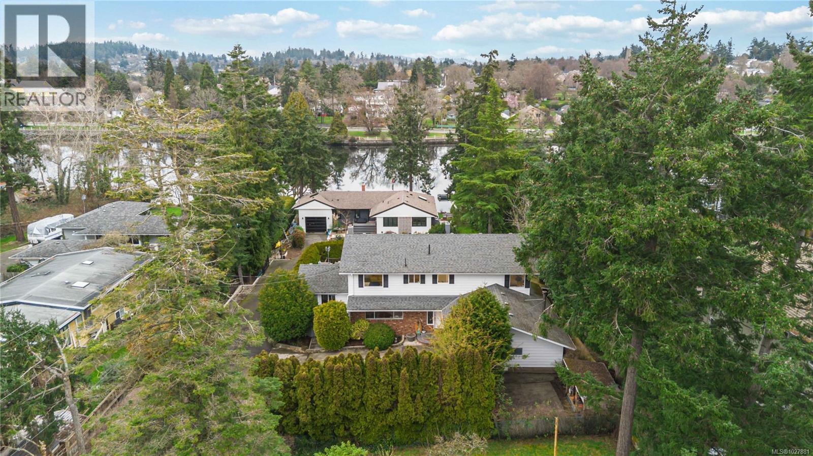  1388 Treebank Road West, Esquimalt