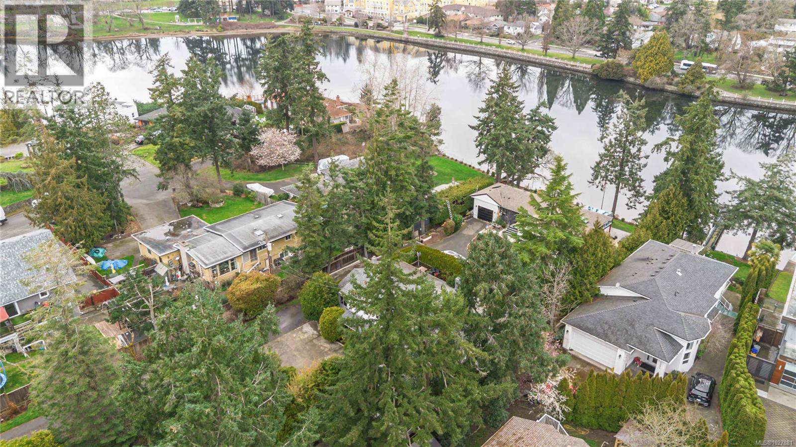  1388 Treebank Road West, Esquimalt