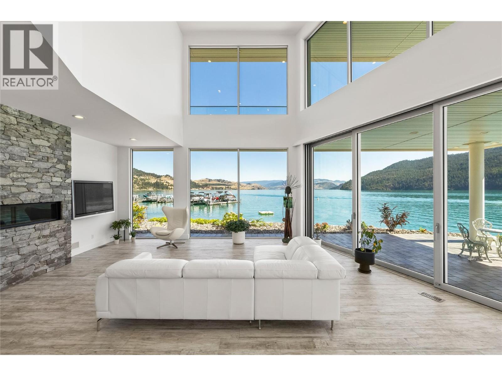 8 18451 Crystal Waters Road, Lake Country