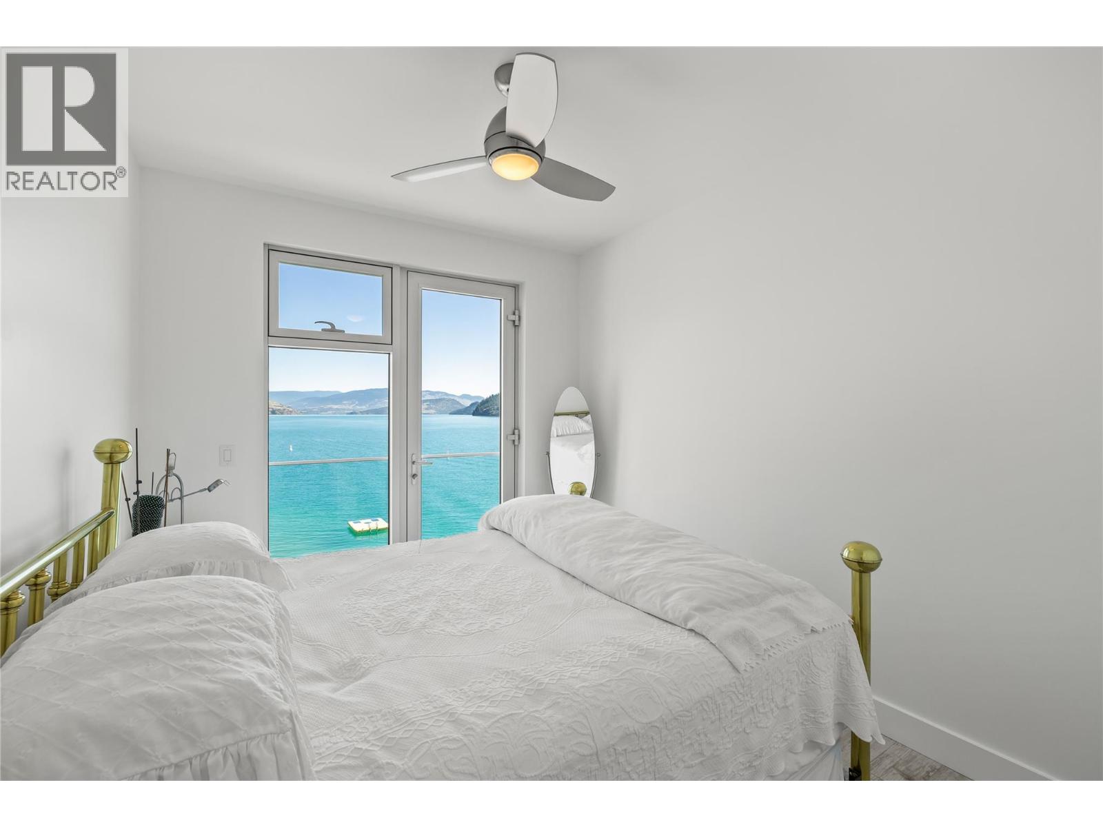 8 18451 Crystal Waters Road, Lake Country