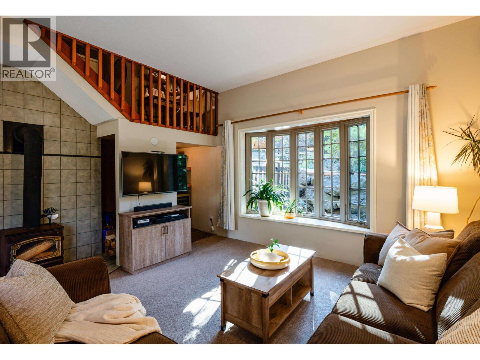 9167 EMERALD DRIVE, Whistler