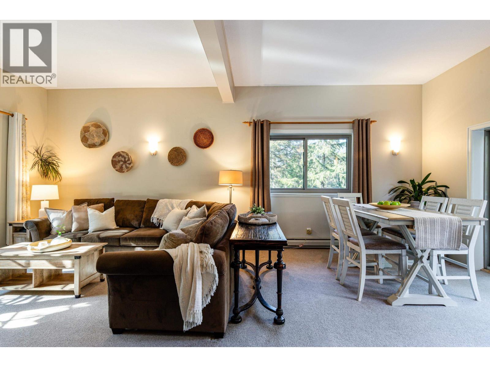 9167 EMERALD DRIVE, Whistler