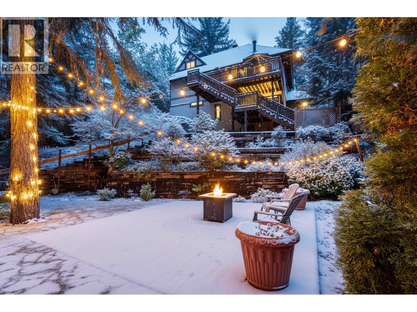 9167 EMERALD DRIVE, Whistler