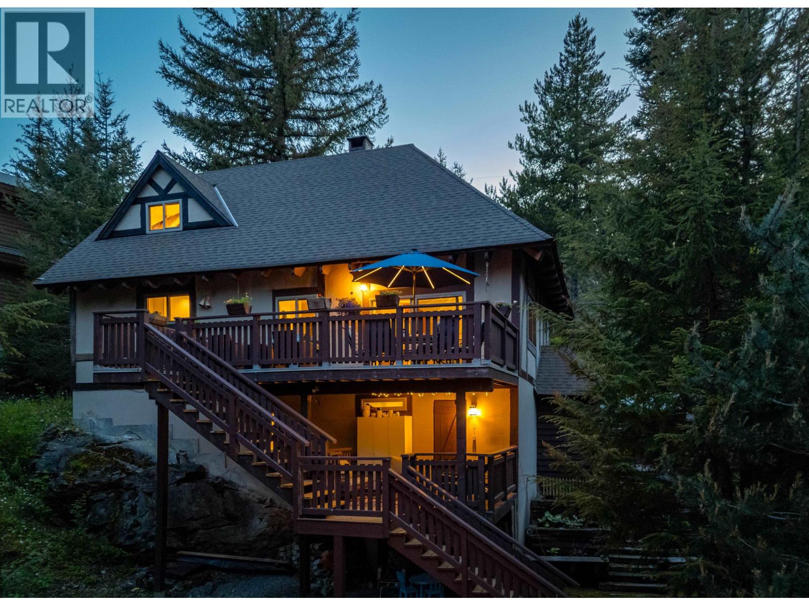 9167 EMERALD DRIVE, Whistler