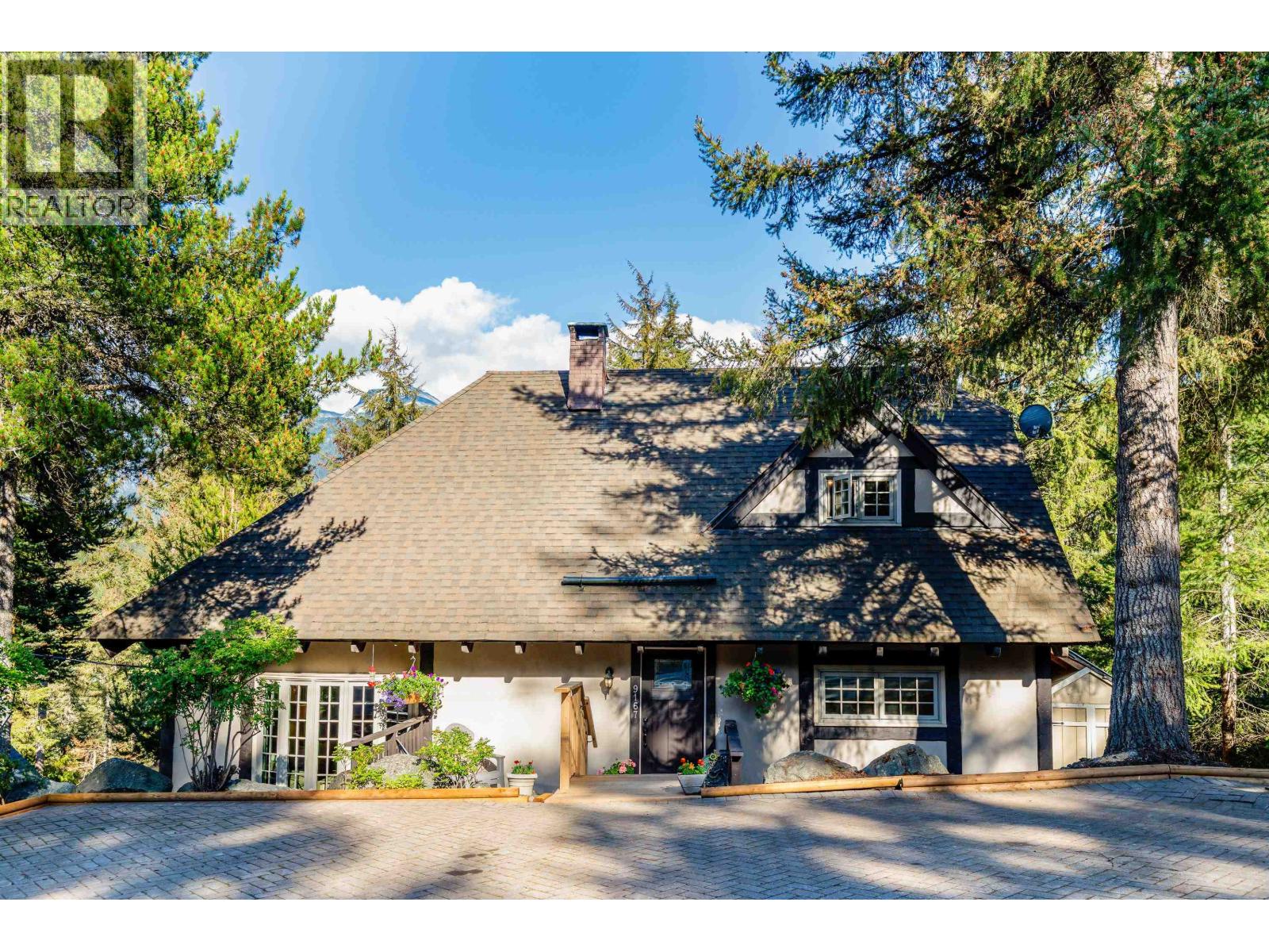 9167 EMERALD DRIVE, Whistler