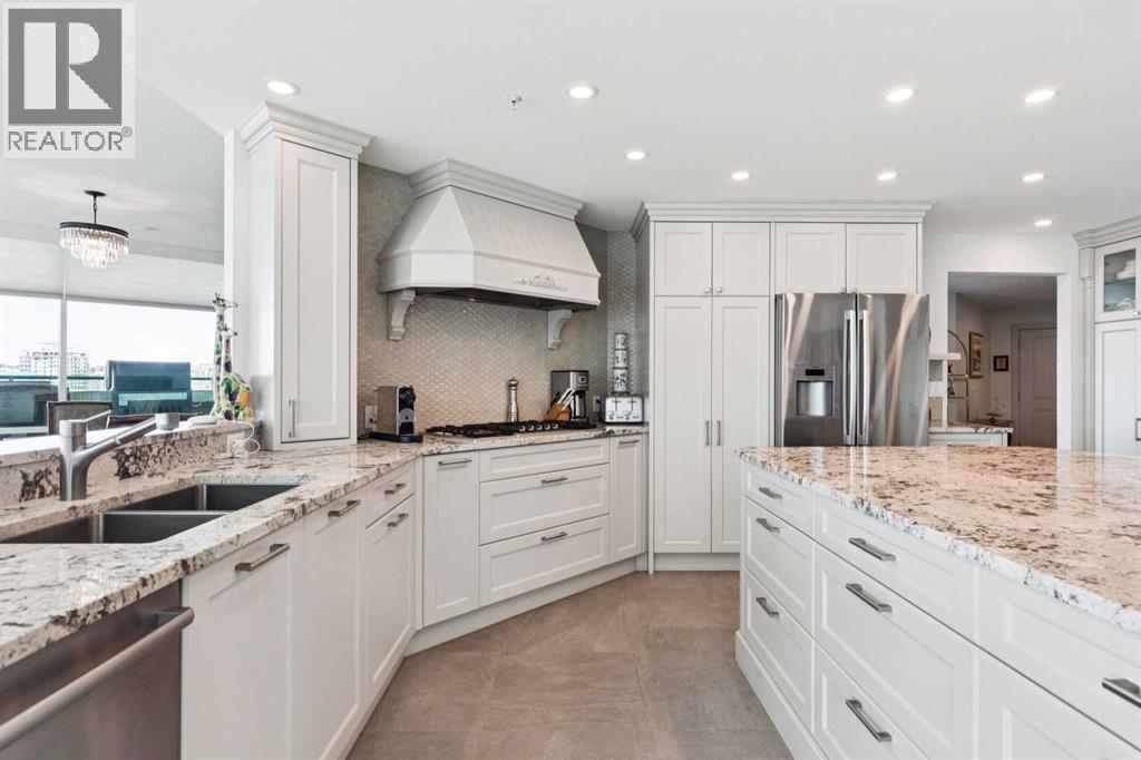 Single Family House for Sale in    Avenue SW Eau Claire Calgary 