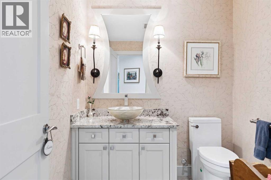 Single Family House for Sale in    Avenue SW Eau Claire Calgary 