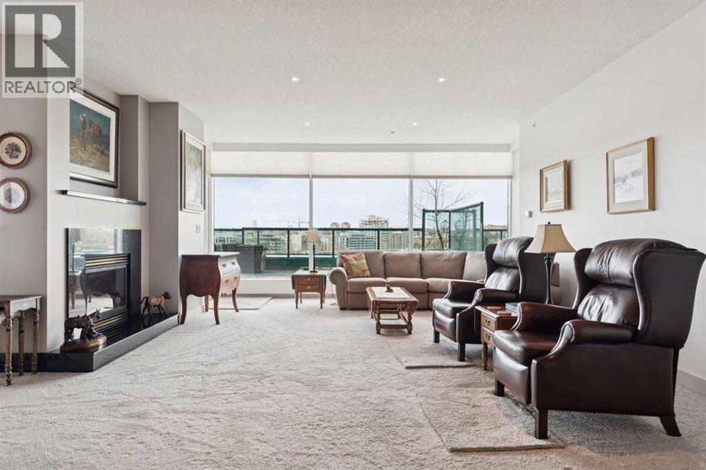 Single Family House for Sale in    Avenue SW Eau Claire Calgary 