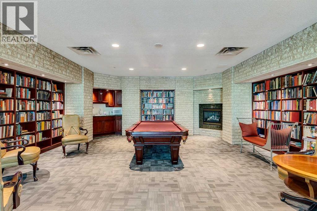 Single Family House for Sale in    Avenue SW Eau Claire Calgary 