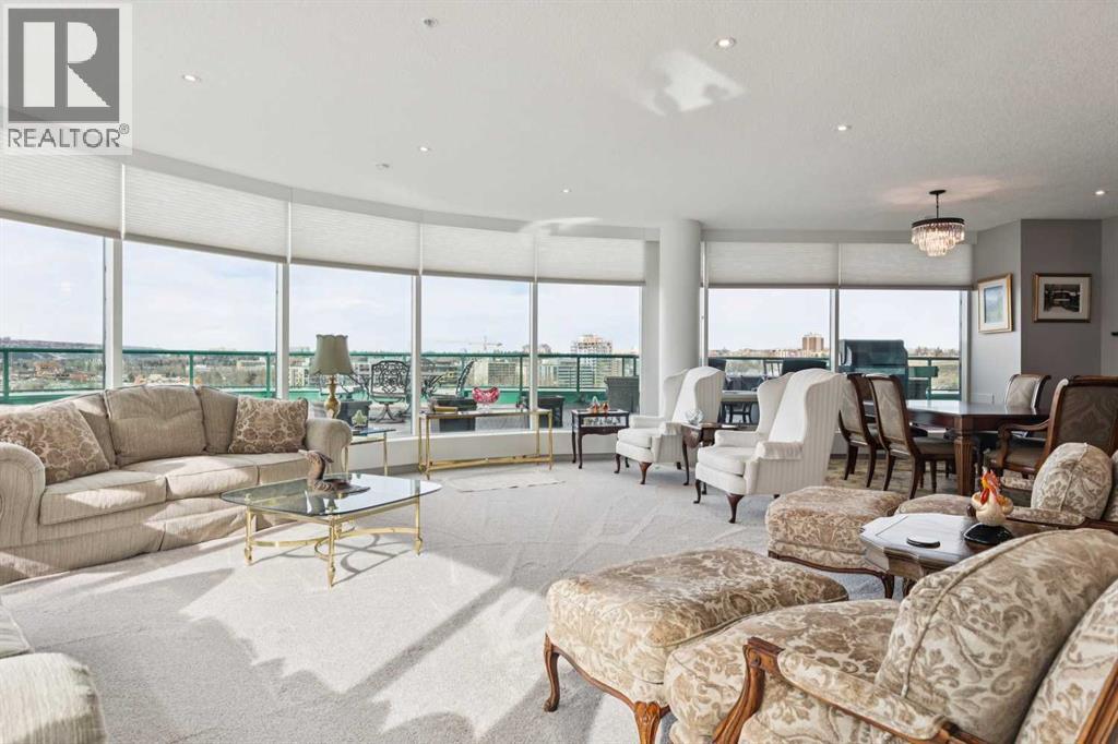 Single Family House for Sale in    Avenue SW Eau Claire Calgary 