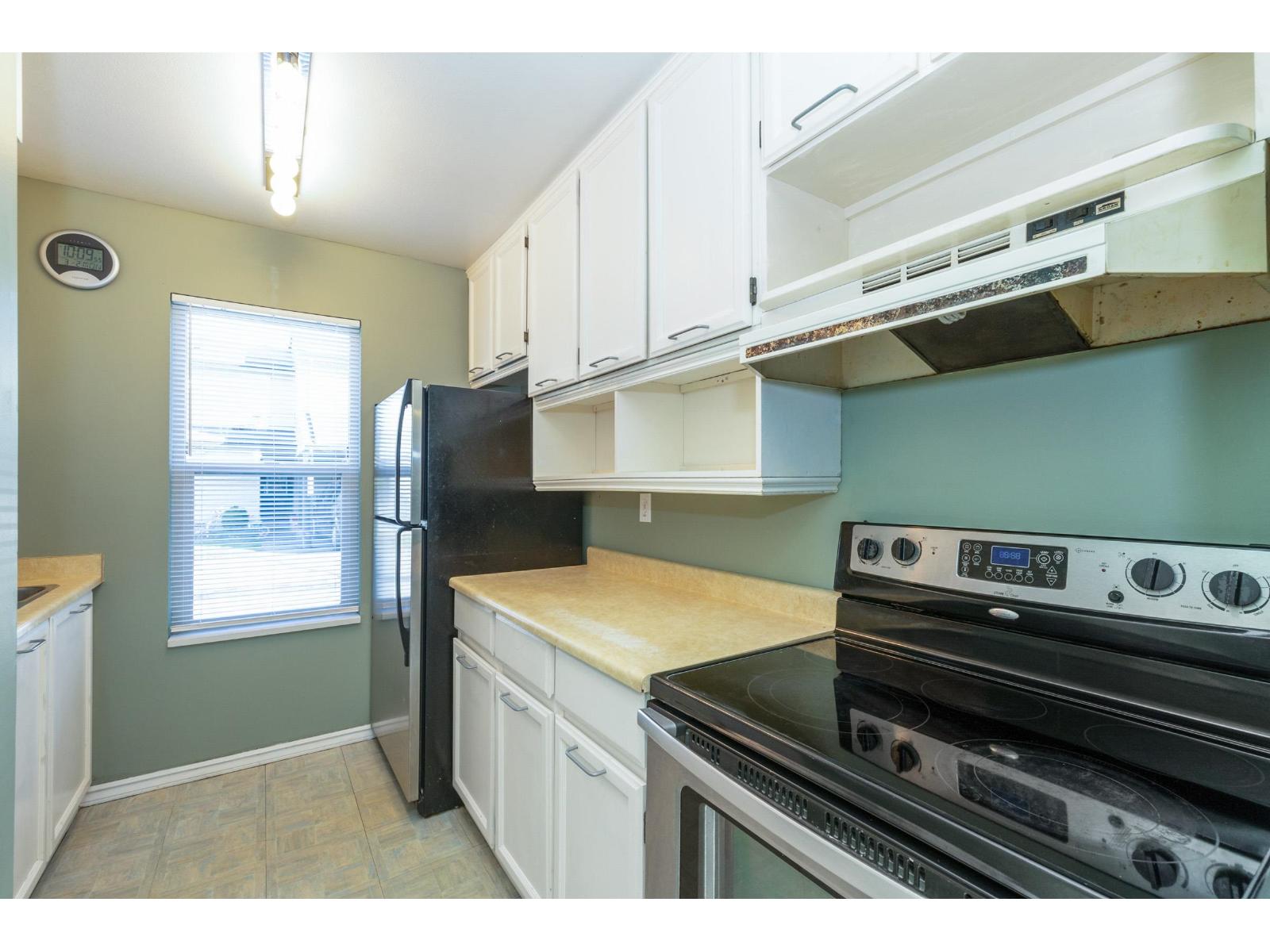 60 27456 32 Avenue - photo 2