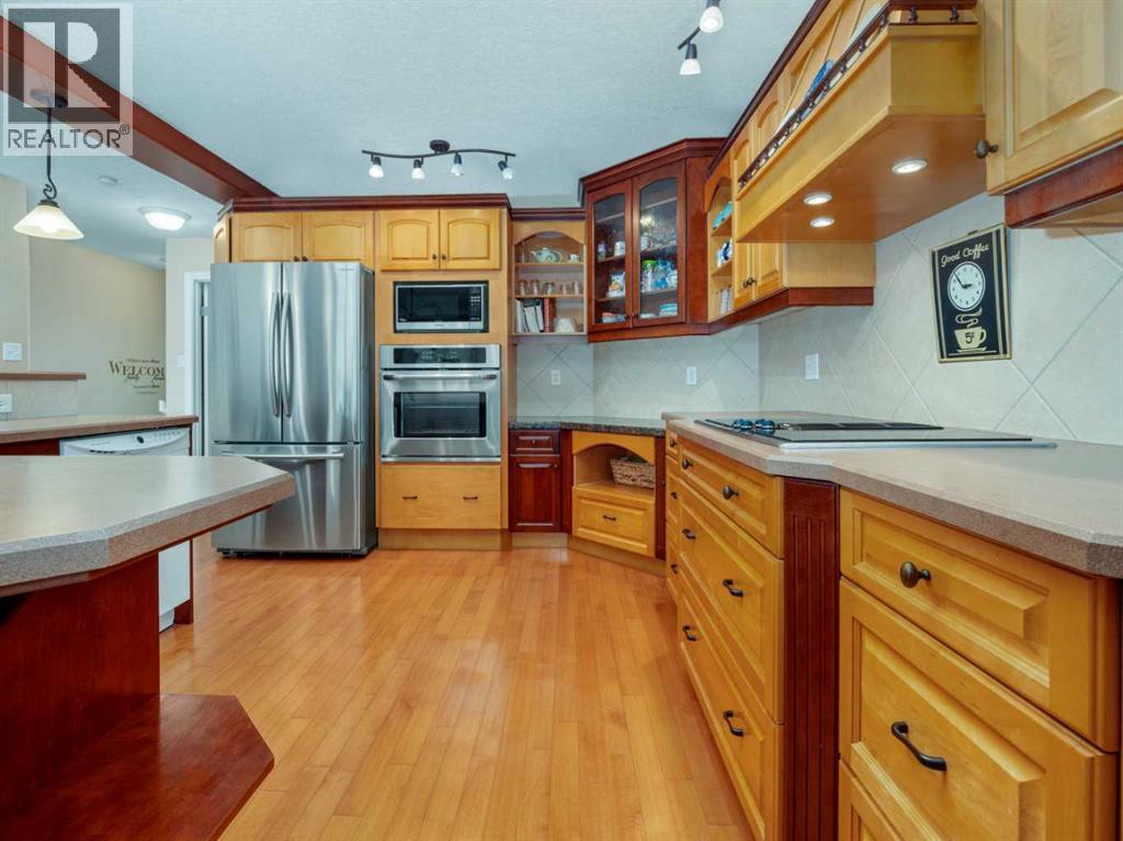 Single Family House Bungalow for Sale in   Avenue S Victoria Park Lethbridge 