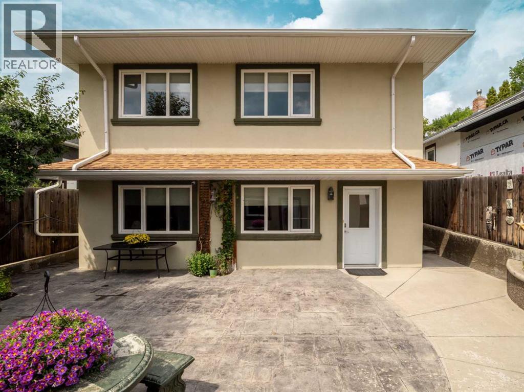 Single Family House Bungalow for Sale in   Avenue S Victoria Park Lethbridge 