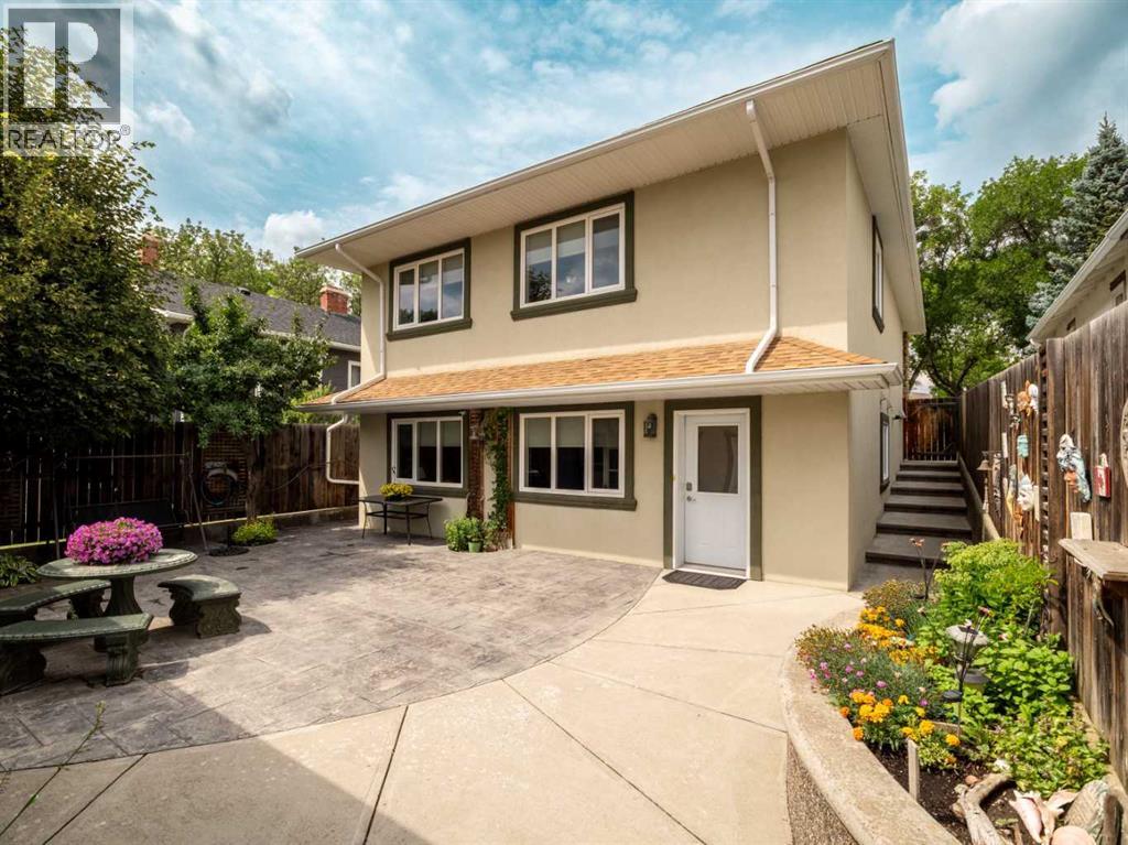 Single Family House Bungalow for Sale in   Avenue S Victoria Park Lethbridge 