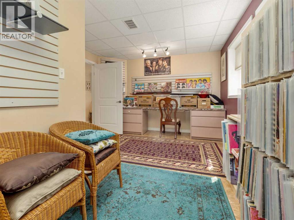 Single Family House Bungalow for Sale in   Avenue S Victoria Park Lethbridge 