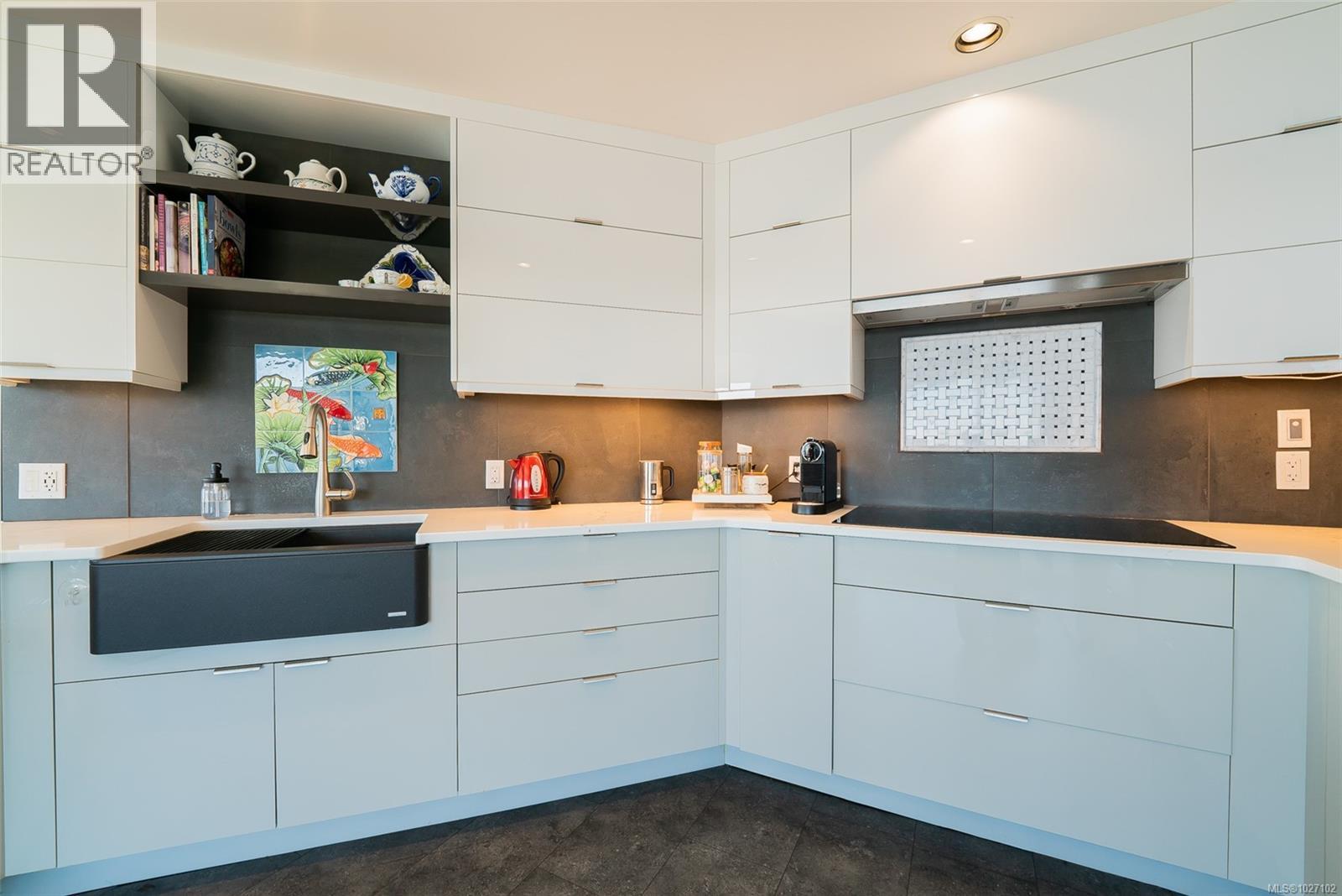 #700 375 NEWCASTLE AVE - 14