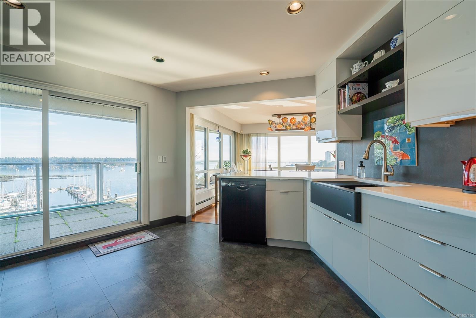 #700 375 NEWCASTLE AVE - 18