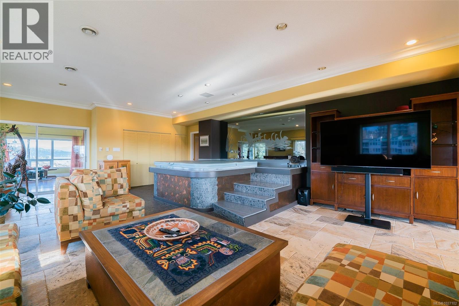 #700 375 Newcastle Ave - 28