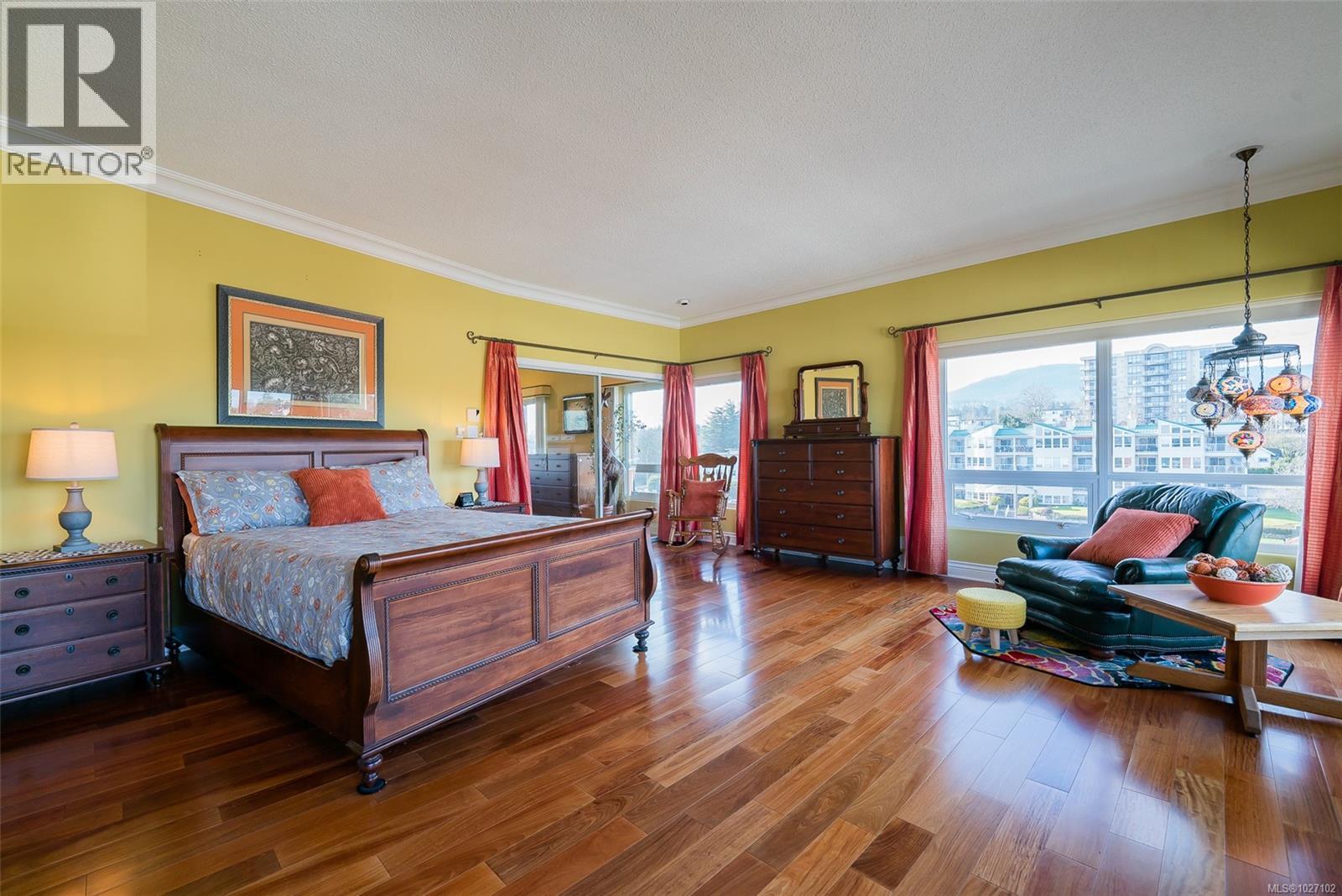 #700 375 Newcastle Ave - 34