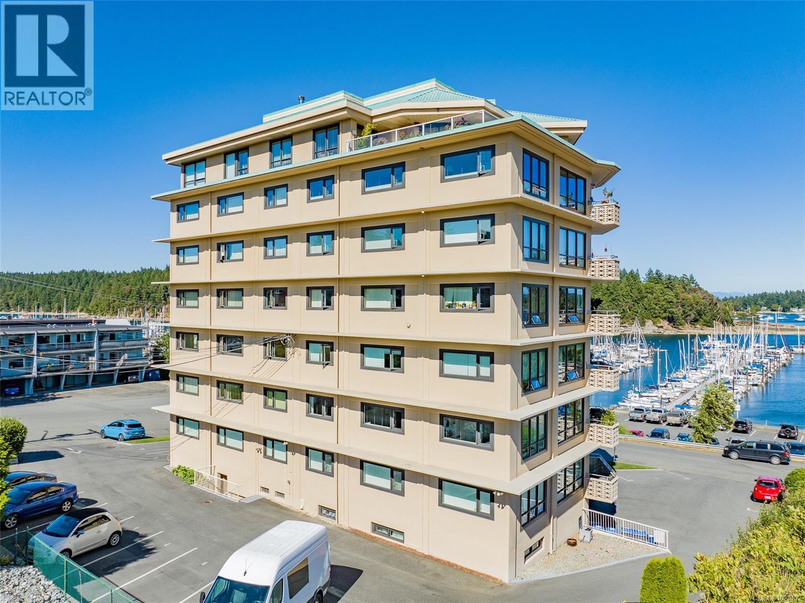 #700 375 Newcastle Ave - 52