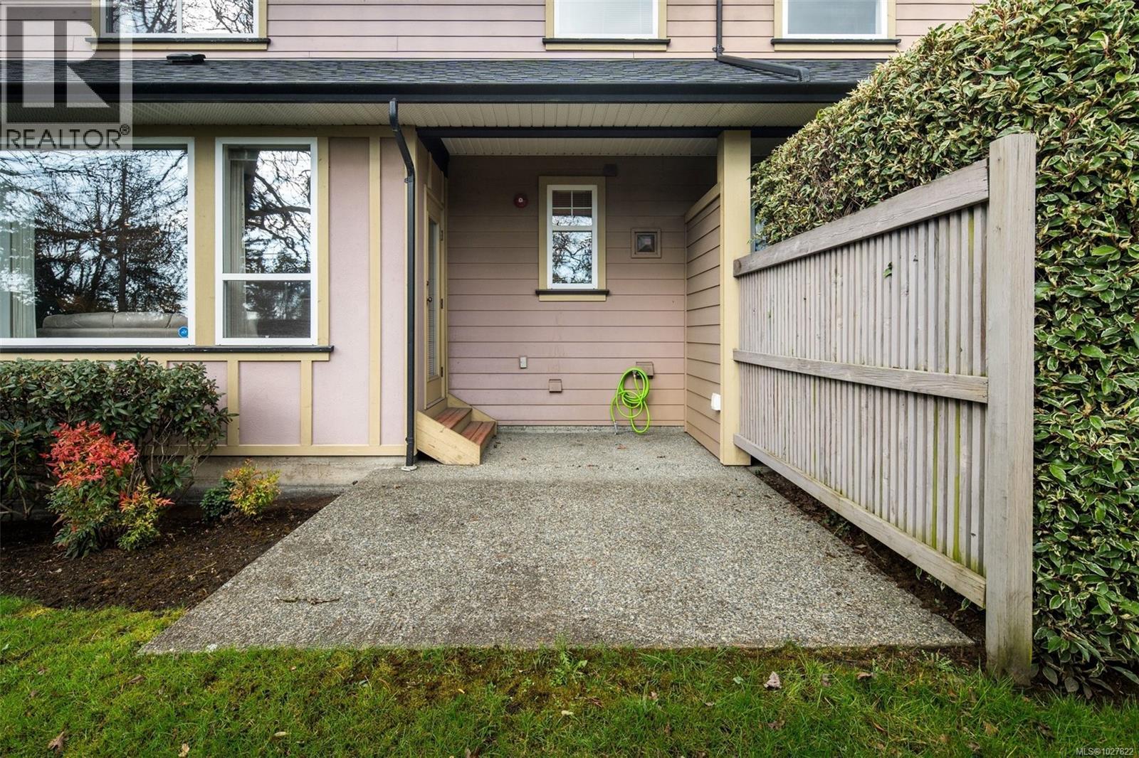 6 15 Helmcken Rd, View Royal