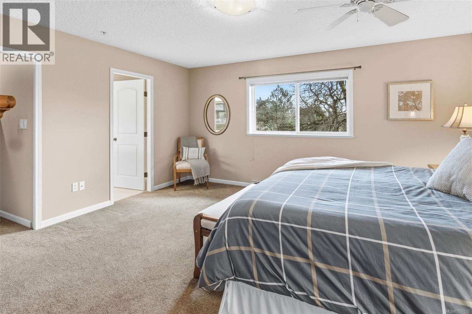 6 15 Helmcken Rd, View Royal