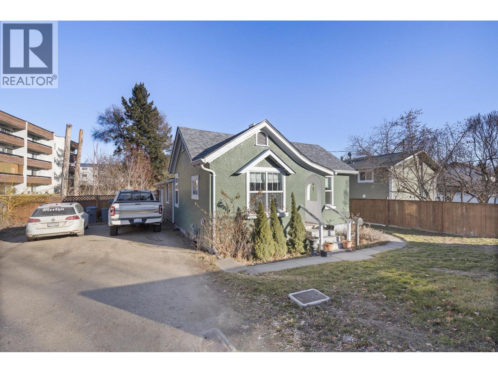 1981 Gordon Drive - 29