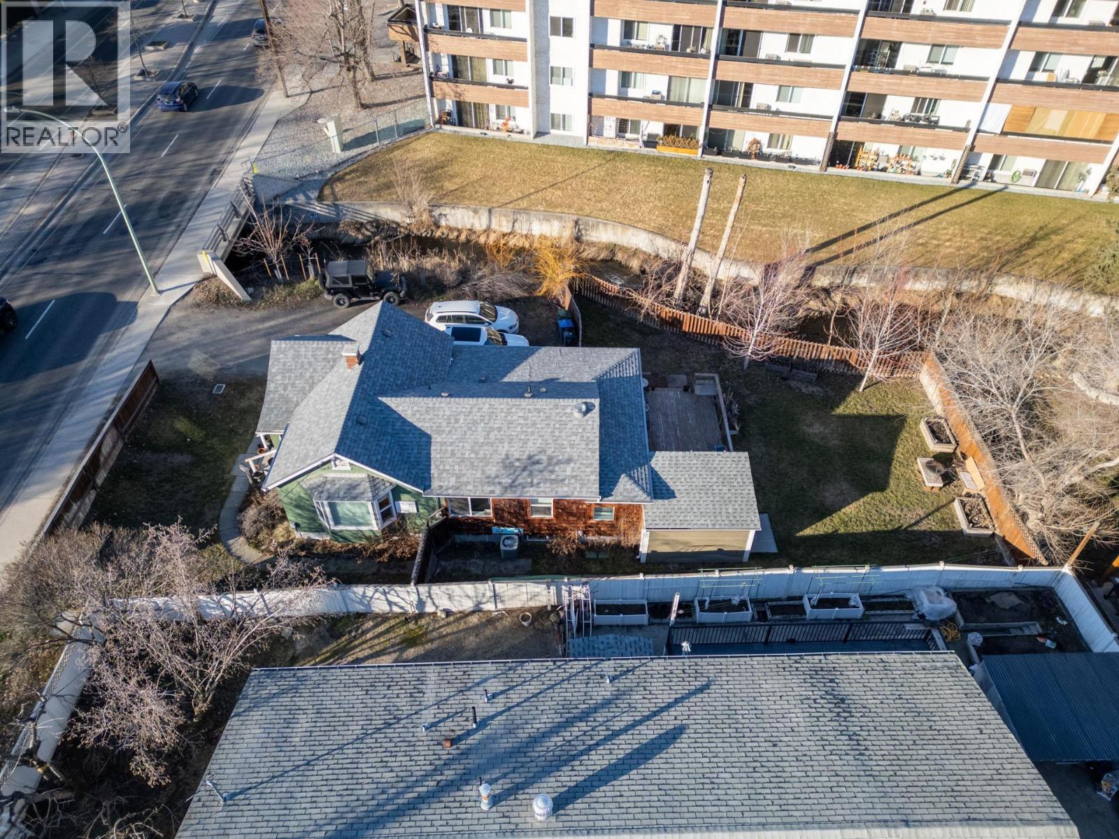1981 Gordon Drive - 38