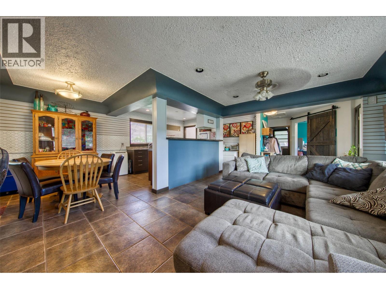 1006 Battle Street, Kamloops