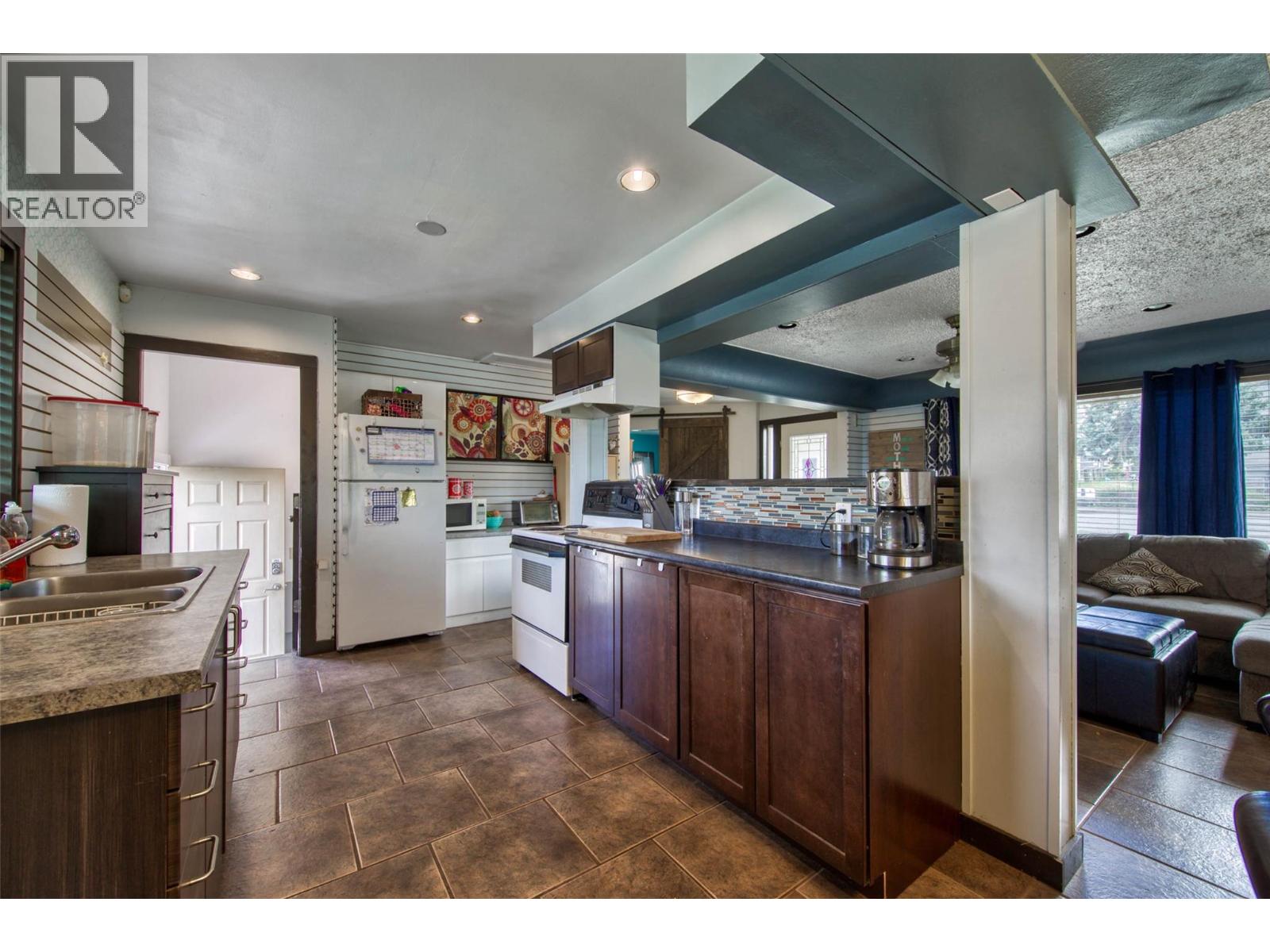 1006 Battle Street, Kamloops