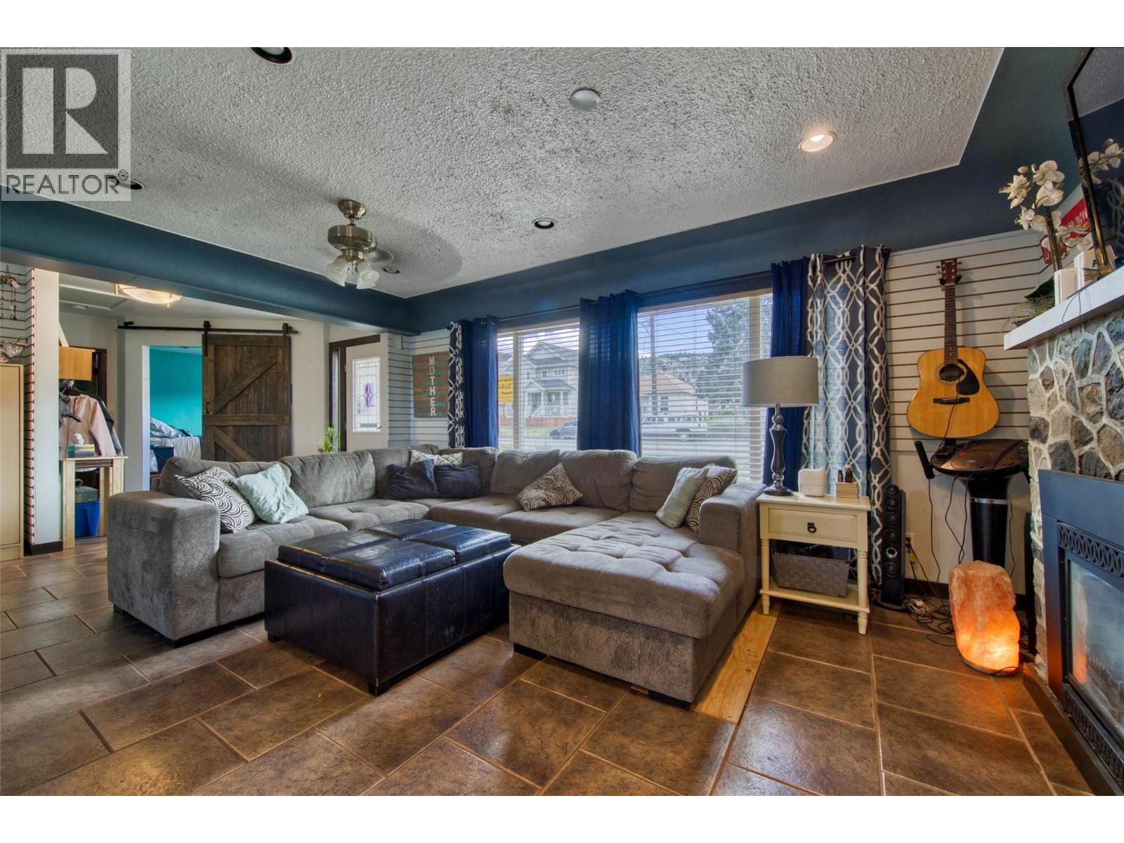 1006 Battle Street, Kamloops