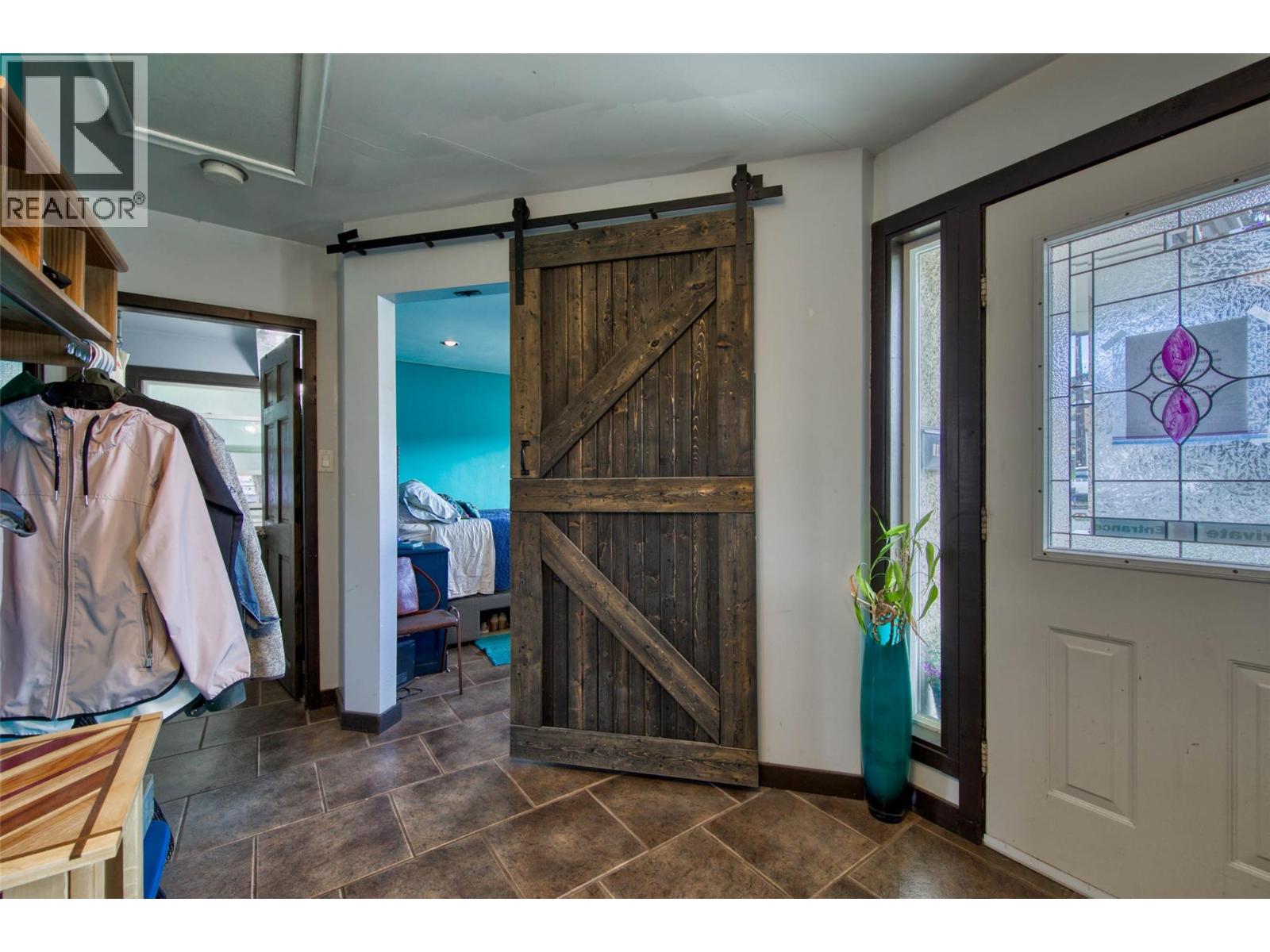 1006 Battle Street, Kamloops